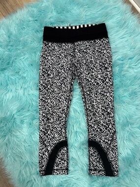 lululemon athletica Black & White Patterned Girls' Leggings